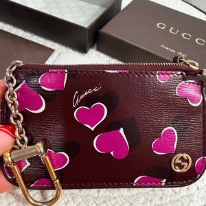 Gucci Heart Print Keychain Pouch, full inclusion ❣️ (Box, paperwork and tissues)